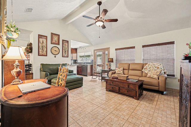 12118 Westwold Drive, Tomball, TX 77377