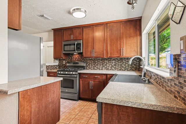 12118 Westwold Drive, Tomball, TX 77377