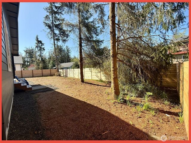 109 Sunrise Avenue SE, Ocean Shores, WA 98569