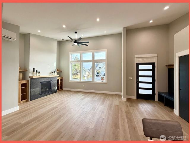 109 Sunrise Avenue SE, Ocean Shores, WA 98569