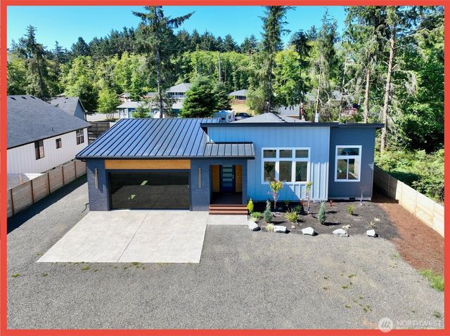 109 Sunrise Avenue SE, Ocean Shores, WA 98569
