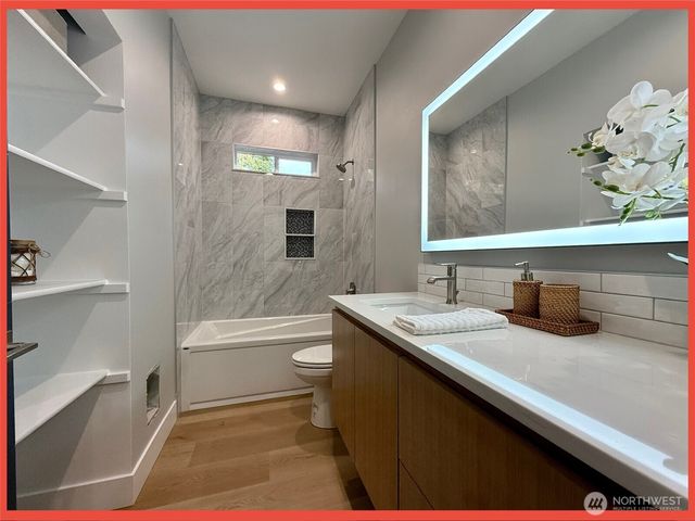 109 Sunrise Avenue SE, Ocean Shores, WA 98569