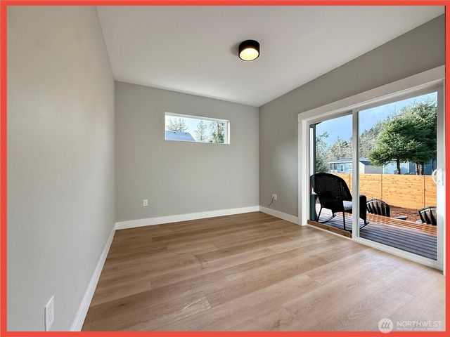 109 Sunrise Avenue SE, Ocean Shores, WA 98569