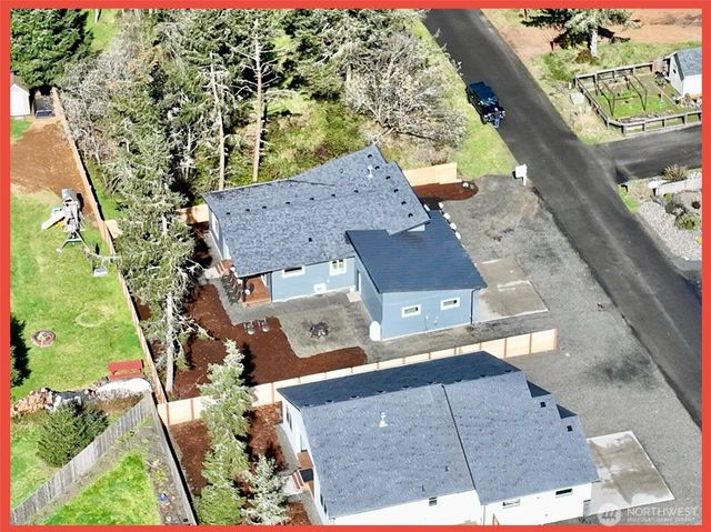 109 Sunrise Avenue SE, Ocean Shores, WA 98569