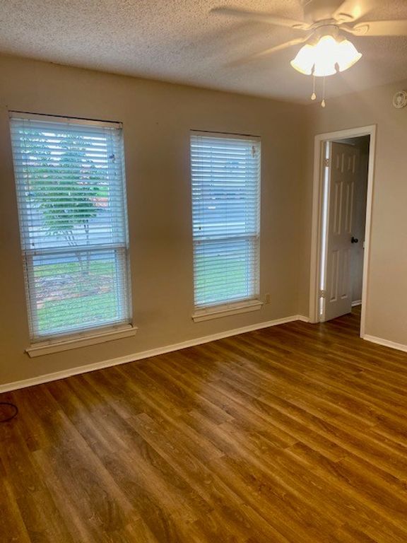 Image 6 of property listing at 2608 Sunset Dr, San Angelo, TX 76904