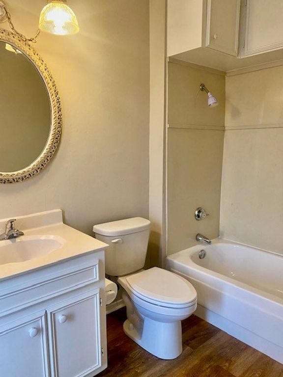 Image 7 of property listing at 2608 Sunset Dr, San Angelo, TX 76904