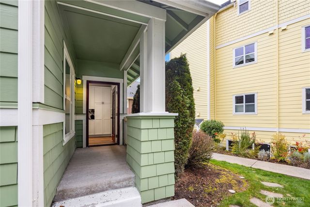 1944 NE Katsura Street, Issaquah, WA 98029