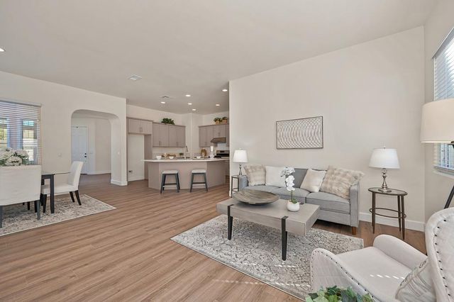 5843 Bridgecross Dr, Sacramento, CA 95835