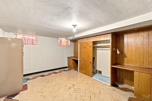 648 Jackson St, Pueblo, CO 81004