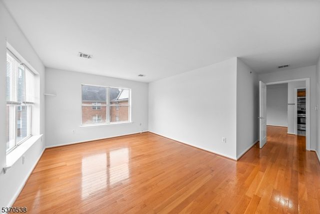 901 Stuyvesant Ave 311, Union Twp., NJ 07083