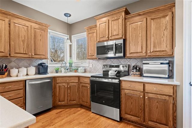 26062 W 150th Street, Olathe, KS 66061