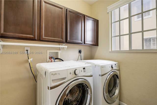 27621 SW 139th Pl, Homestead, FL 33032