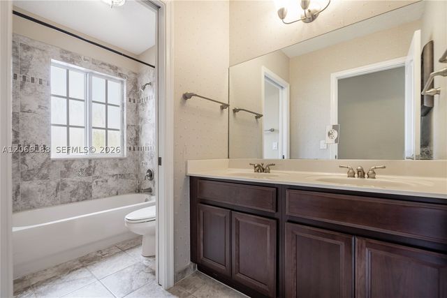 27621 SW 139th Pl, Homestead, FL 33032