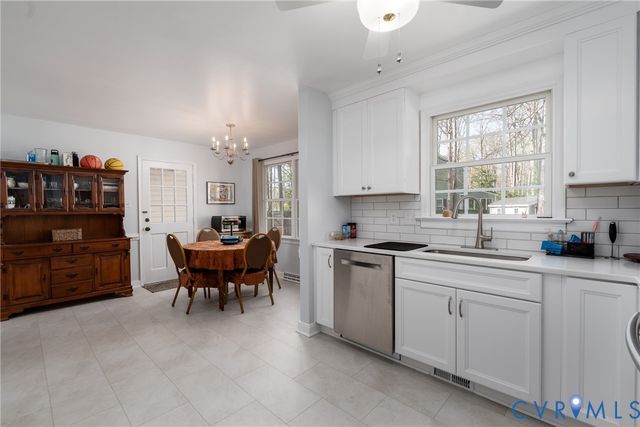 11801 Wiesinger Ln, Midlothian, VA 23113