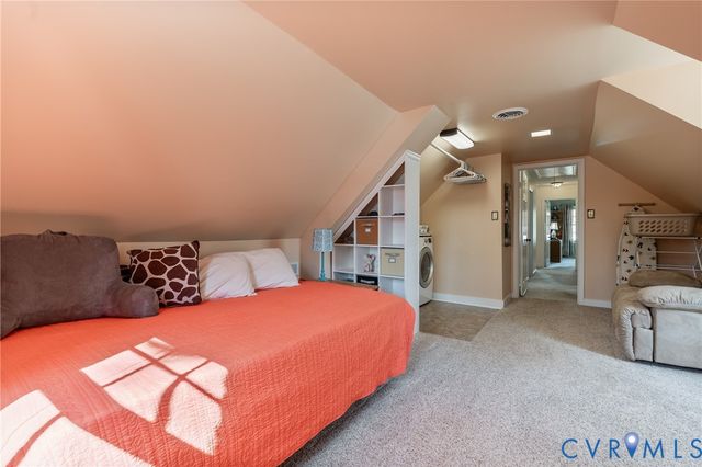 11801 Wiesinger Ln, Midlothian, VA 23113