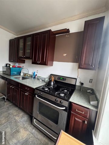 275 Engle Street P4, Englewood, NJ 07631