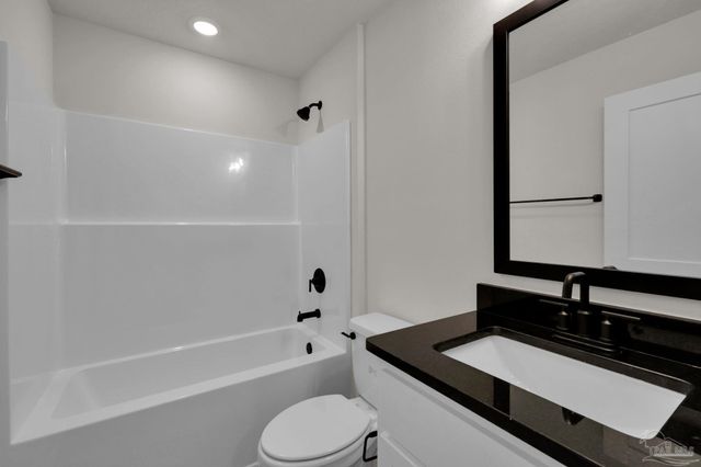 1014 Brimwood Cir, Cantonment, FL 32533