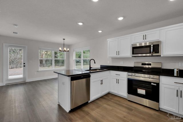 1014 Brimwood Cir, Cantonment, FL 32533