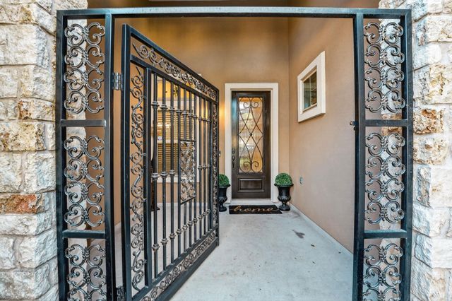 4521 Pyrenees Pass PASS, Bee Cave, TX 78738