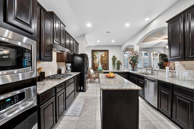 4521 Pyrenees Pass PASS, Bee Cave, TX 78738