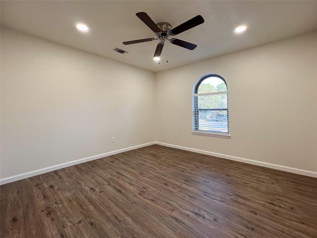 418 Jo Aynn Circle, Bonham, TX 75418