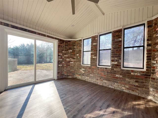 418 Jo Aynn Circle, Bonham, TX 75418