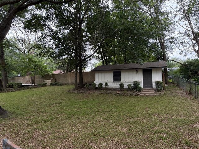 418 Jo Aynn Circle, Bonham, TX 75418