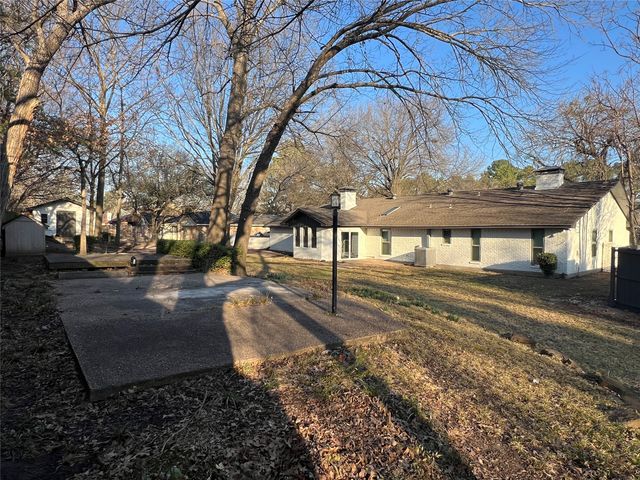 418 Jo Aynn Circle, Bonham, TX 75418
