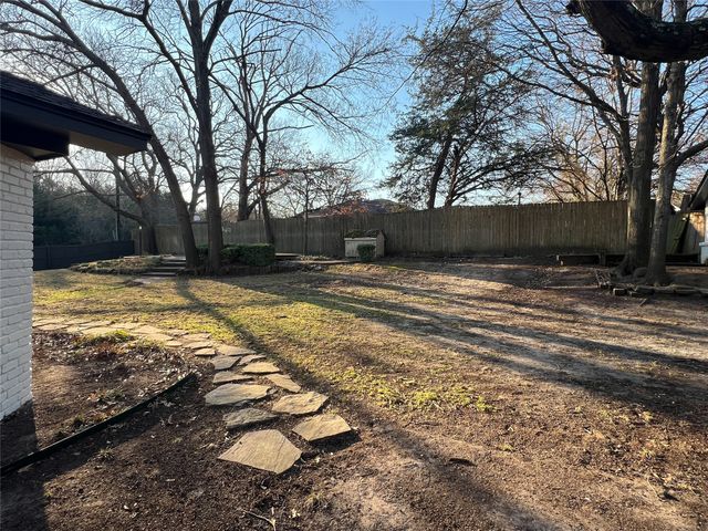418 Jo Aynn Circle, Bonham, TX 75418