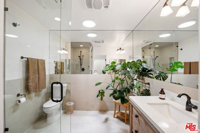 24537 Dry Canyon Cold Creek Road, Calabasas, CA 91302