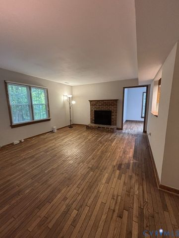 14604 Mill Spring Dr, Midlothian, VA 23112