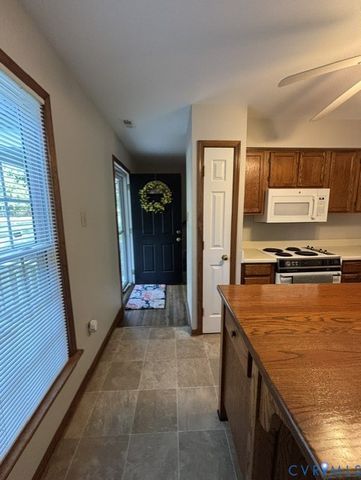 14604 Mill Spring Dr, Midlothian, VA 23112