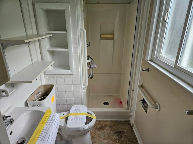 200 Lookout Dr, Oakdale, PA 15071