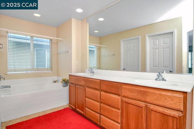 3605 GLORIA CT, Stockton, CA 95205