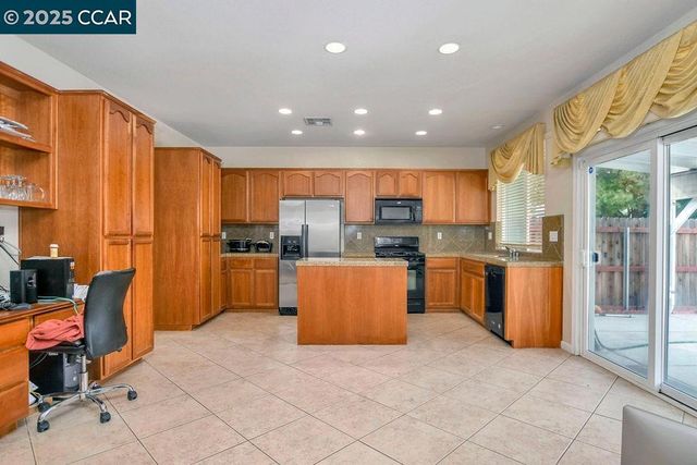 3605 GLORIA CT, Stockton, CA 95205