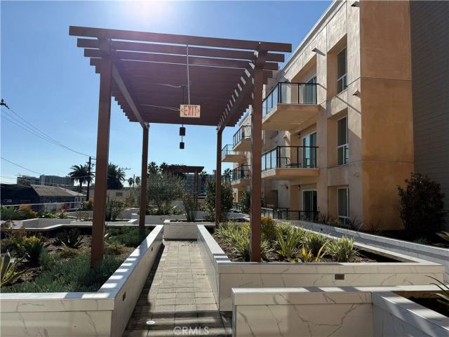 1598 Long Beach Boulevard 209, Long Beach, CA 90813