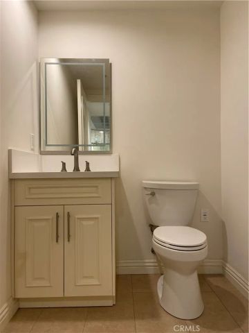 1598 Long Beach Boulevard 209, Long Beach, CA 90813