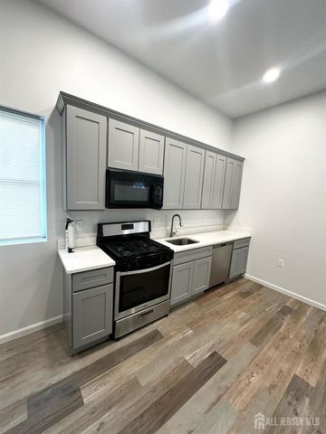 55 Cutters Dock Road B, Middlesex, NJ 07095