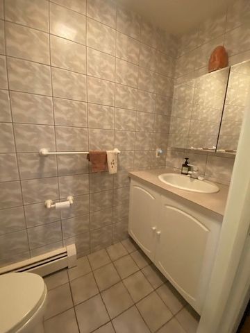 479 Providence Street C4, Warwick, RI 02886