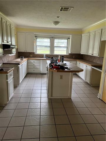 2412 HIGHWAY 451 Highway, Moreauville, LA 71355