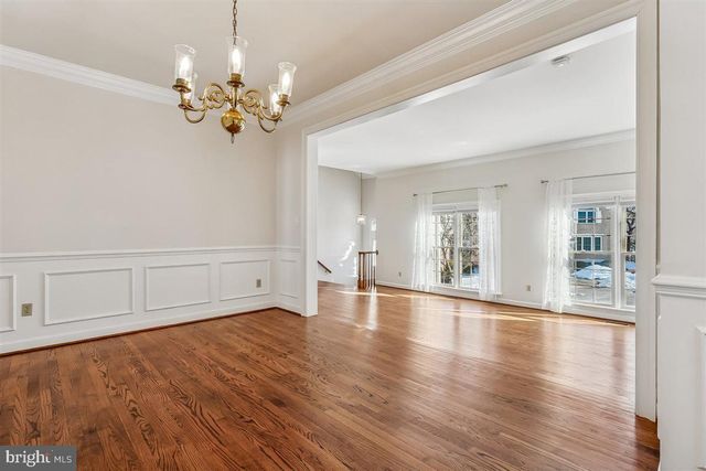 1608 AERIE LN, Mclean, VA 22101