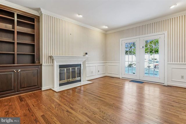 1608 AERIE LN, Mclean, VA 22101