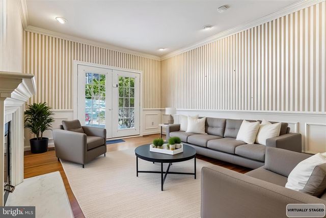 1608 AERIE LN, Mclean, VA 22101