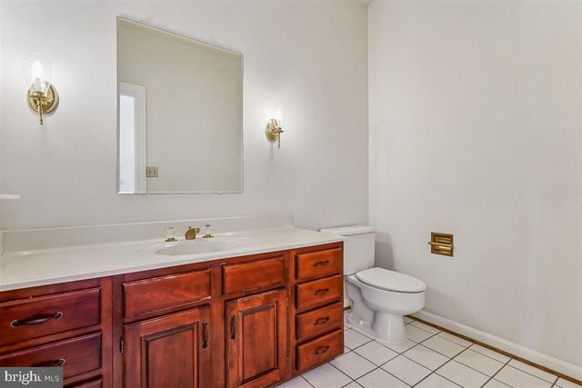 1608 AERIE LN, Mclean, VA 22101