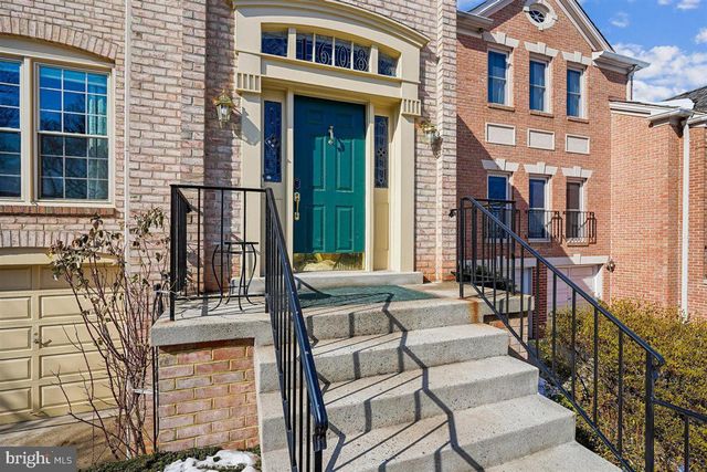 1608 AERIE LN, Mclean, VA 22101