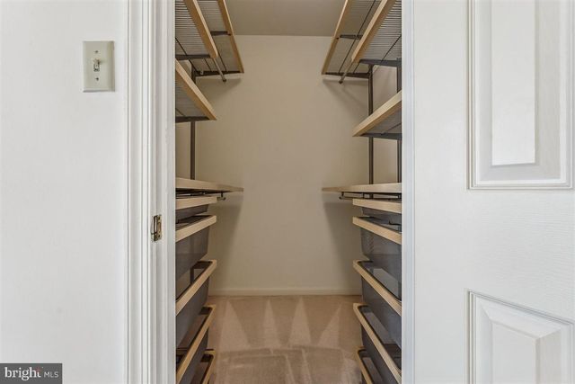 1608 AERIE LN, Mclean, VA 22101