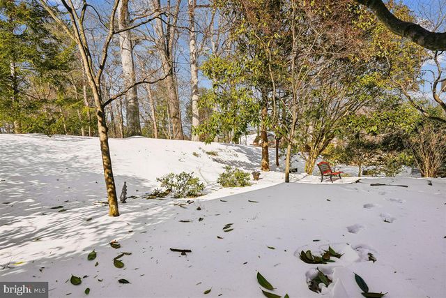 1608 AERIE LN, Mclean, VA 22101