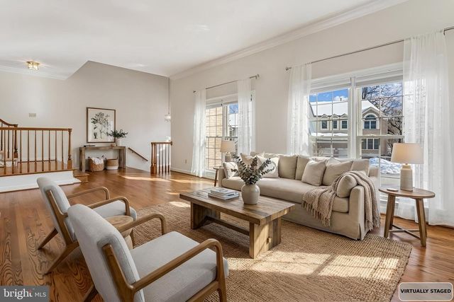 1608 AERIE LN, Mclean, VA 22101