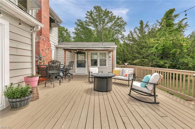 6 Langley ST, Poquoson, VA 23662