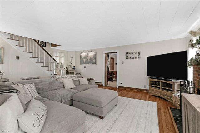 6 Langley ST, Poquoson, VA 23662